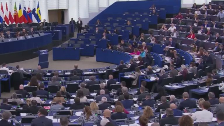 Нацрт-извештајот за Србија пред ЕП: Реформите се забавени, назадување во владеењето на правото и медиумите